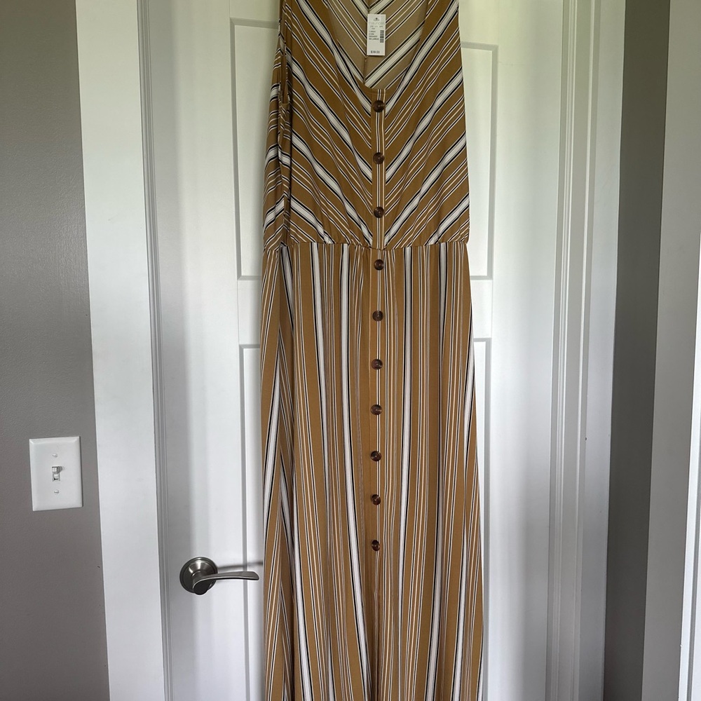 Maurices White and Gold Sleeveless V-Neck Maxi Sundress